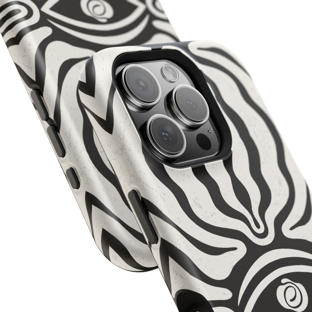 Good Luck Eye - Resistant Magnetic Case