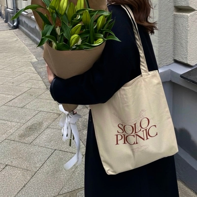 Solo Picnic - Tote Bag